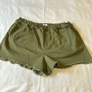 ⭐️Sonoma shorts.   Size 18